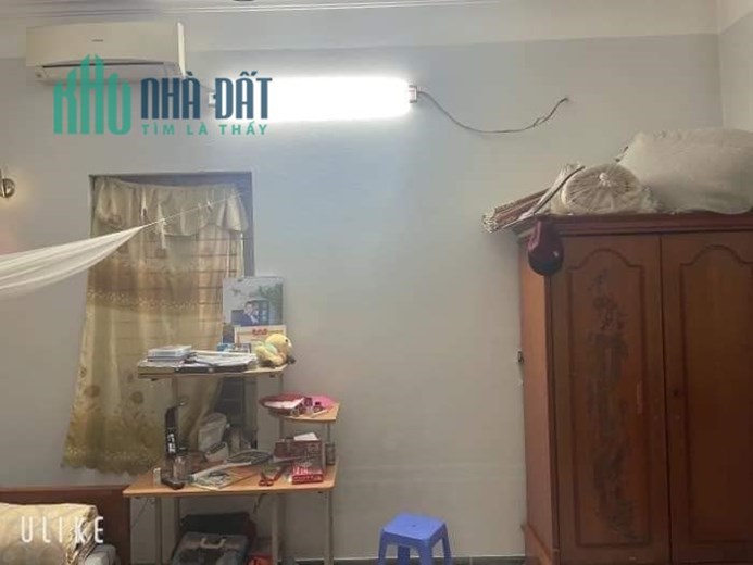 Bán nhà Phan Đình giót, Hà Đông, 80 m2, 3 tầng, 5,3 mặt tiền, giá thương lượng.c