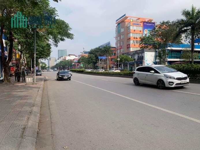 MẶT PHỐ NGUYỄN VĂN CỪ - XÂY TOÀ VP ĐẸP NHẤT PHỐ 71 tỷ