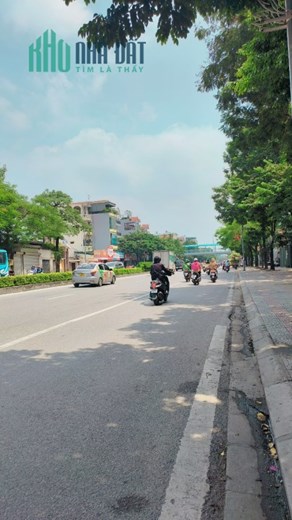 MẶT PHỐ NGUYỄN VĂN CỪ - XÂY TOÀ VP ĐẸP NHẤT PHỐ 71 tỷ