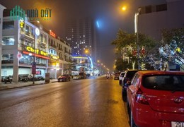 Nhà 5 tầng 500m2 sàn, 100m2 đất mặt phố Thành Trung, Trâu Quỳ, Gia Lâm. Lh 0936098052