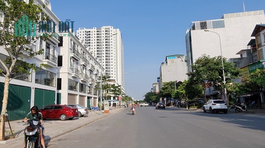 Nhà 5 tầng 500m2 sàn, 100m2 đất mặt phố Thành Trung, Trâu Quỳ, Gia Lâm. Lh 0936098052