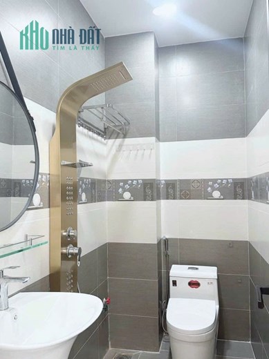 Chỉ 5,2 tỷ, nhà Bình Tân, khu đồng bộ, 5 tầng, 4PN, 5WC, gần QL1.