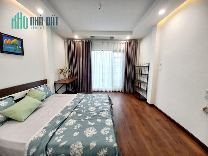 Bán nhà Đê La Thành, ngõ nông rộng, nhà đẹp, gần ô tô, 36m, 3PN, 3.85 tỷ