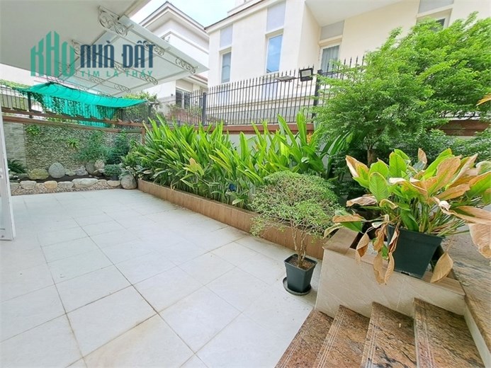 Cho thuê biệt thự Sala Thủ Thiêm Saroma Villa Quận 2 view công viên sinh thái