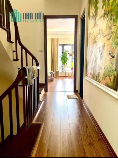 Bán nhà phố Hoàng Cầu, gần hồ, sát ô tô, nhà đẹp, 45m, 4 ngủ 5.05 tỷ