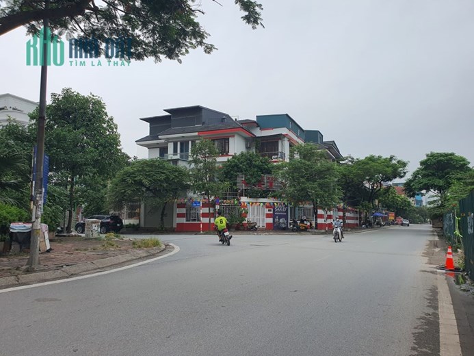 BÁN NHÀ PHỐ BÙI QUỐC KHÁI ÔTÔ TRÁNH MẶT TIỀN RỘNG KINH DOANH ĐỈNH