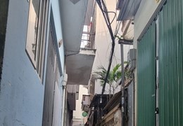 QUÁ HIẾM TRẦN DUY HƯNG - LÔ GÓC – BÁN ĐẤT TẶNG NHÀ - VÀI BƯỚC RA PHỐ - NGÕ RỘNG – 48 M2, 5.6 TỶ