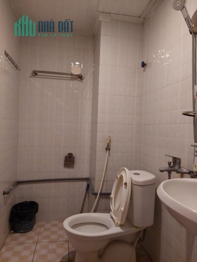 Bán nhà trọ, mặt phố Nguyễn Khoái, HBT 45m x 5T x 6 phòng khép kín, giá 7.5 tỷ. LH: 0366051369