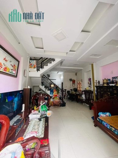 Nhà Mặt Tiền Kinh Doanh Phường Tân Quý quận Tân Phú 5.1Mx13M nhỉnh 5tỷ.