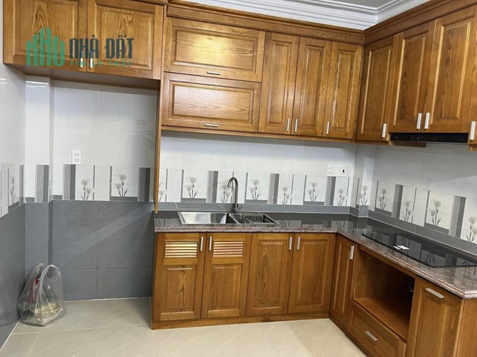 NHÀ NGUYỄN THÁI SƠN MỚI ĐẸP LUNG LINH -NHÀ 4 TẦNG VỀ Ở NGAY -NGANG GẦN 5M- XE HƠI NGỦ TRONG NHÀ -
