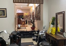 Bán Nhà Mạc Thị Bưởi, Hai Bà Trưng 65m, MT4m, 5PN, ô tô, KD 10.5 tỷ. LH: 0366051369