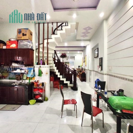 Nhà bán 125m2 mặt tiền đường Nguyễn Cửu Phú Bình Tân Giá 9.5 tỷ.