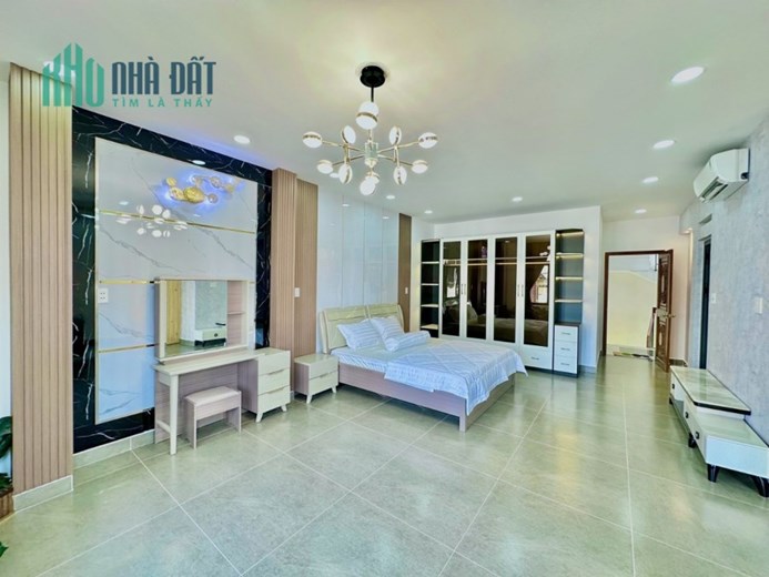 Ngộp Bán Nhà 110 Tô Hiệu 66m2 - 3 tấm - hẻm 8m