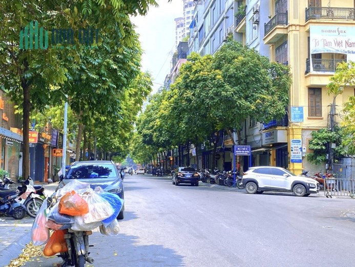 85m Mặt Tiền 6m.Bán Đất Tặng Nhà. Nhà Phân Lô Ô Tô Tránh. Ngõ Thông Tứ Tung. Chủ Nhà Cần Bán Gấp.