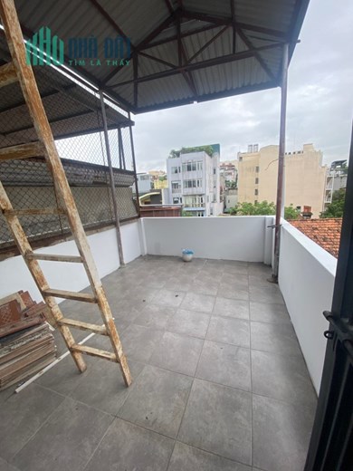 Cho thuê nhà nguyên căn Trần Quốc Toản Hoàn Kiếm 35m2 x 5T