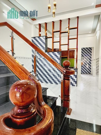Bán Nhà Mặt Tiền Âu Cơ P.Bùi Thị Xuân Quy Nhơn , 83,4m2 , 1 Mê , Giá 2 Tỷ 650Tr
