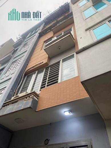80m Xây 8 Tầng Thang Máy. Dòng Tiền 900 Triệu 1 Năm. Chính Chủ Cần Bán Gấp