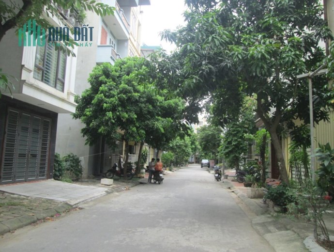 Tôi bán đất Mậu Lương, Hàng Bè, Đìa Lão gần chung cư Mipec 50m2 chỉ 5.25 tỷ. LH 0989.62.6116