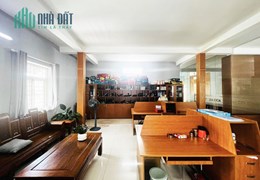 BIỆT THỰ LÔ GÓC 2 MẶT TIỀN ĐƯỜNG 12M, NGAY KHU NAM LONG, NGANG 50M, GẦN 300M2, 3 TẦNG, NỘI THẤT CAO