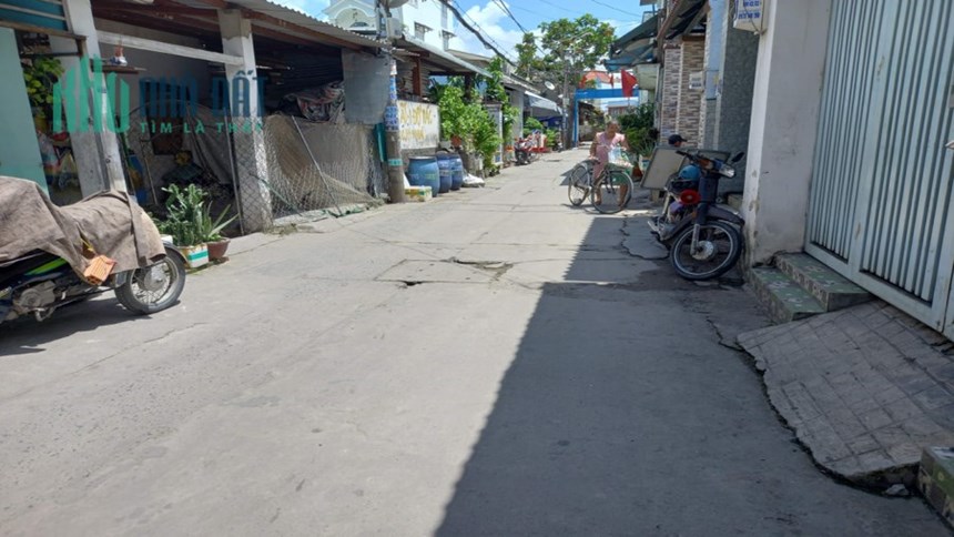Bán nhà Quốc Lộ 1A Phường Tân Thới Nhất Q.12, vuông đẹp, giá giảm còn 3.1 tỷ