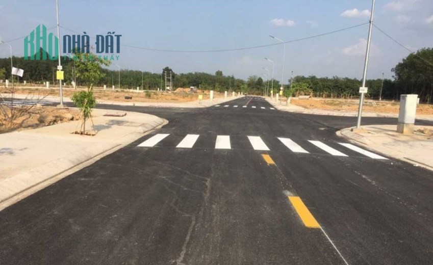 đất đẹp ở bàu bàng trục đường chính