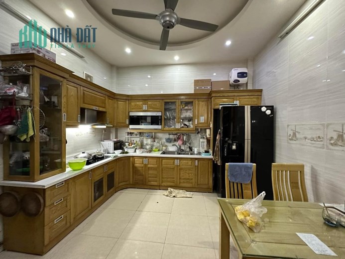 Chủ Nhà Cần Thanh Khoản Gấp Căn Nhà Mặt Phố Vũ Phạm Hàm Trung Tâm Quận Cầu Giấy