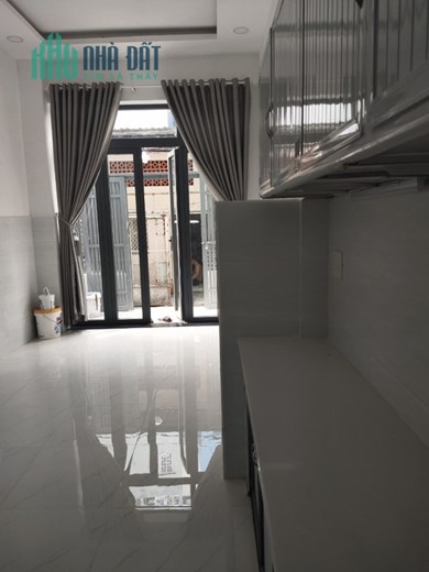 bán nhà đường số 6 , phường 6 - quận 4 , hẻm xe hơi , xây dựng 4 tang có 7 PN.