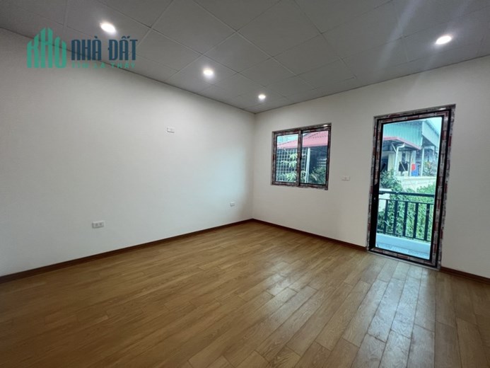 Bán nhà 3 tầng Lô góc Ô Tô đỗ đẹp thoáng giá rẻ tại ngõ 604 Ngọc Thuỵ - Long Biên