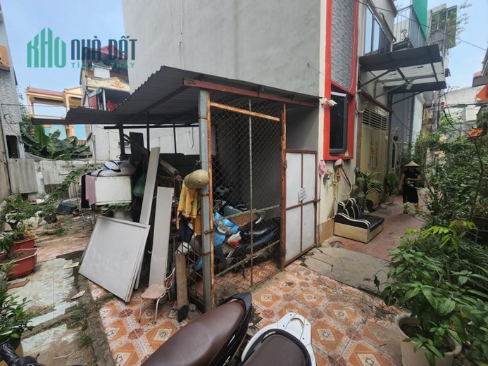 Bán đất Phú Diễn, Cầu Diễn 65m2 ô tô sát đất, 2 mặt ngõ, ngõ thông ô tô phóng vù vù
