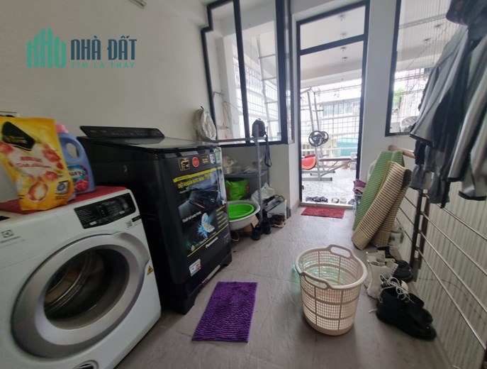 BÁN NHÀ TRUNG KÍNH – NHÀ DÂN XÂY - NGÕ Ô TÔ NHỎ ĐỖ - GẦN Ô TÔ TRÁNH – 5 TẦNG X 51M2, 6.4 TỶ