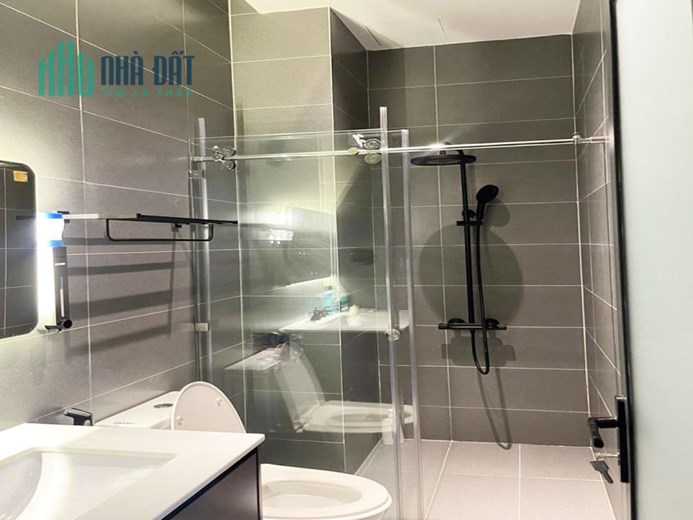 NHÀ ĐẸP Ở NGAY - HXH QUAY ĐẦU, NGANG 5M HIẾM, 100M2, 5 TẦNG, NỘI THẤT CAO CẤP, CHỈ HƠN 6 TỶ.