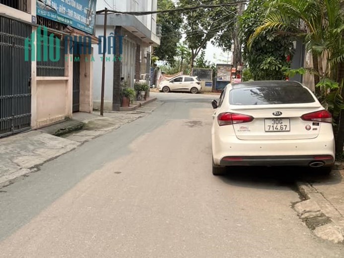 Bán đất Cầu Diễn, phân lô 66m2, Mt 6m ngõ thông ô tô vòng quanh, giá siêu mềm