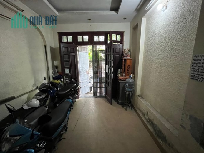 TRẦN DUY HƯNG 
BÁN CĂN CCMN  -20M RA PHỐ -LÔ GÓC 3 THOÁNG -NGÕ THÔNG - DT 45m x6T GIÁ 7.1 TỶ DÒNG