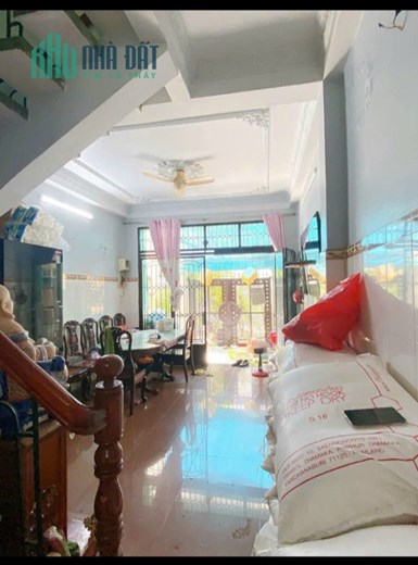 Nhà lô góc hẻm Ô tô 6m, 4x14m, 4tầng, 5tỷ5, Đường Thích Quảng Đức, P5, Q. Phú Nhuận.