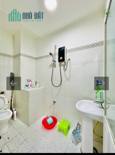 Nhà lô góc hẻm Ô tô 6m, 4x14m, 4tầng, 5tỷ5, Đường Thích Quảng Đức, P5, Q. Phú Nhuận.