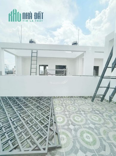 Đường Lê Văn Quới, Nhà Mới 5 Tầng 65m2, 5PN Ô tô vào nhà Quận Bình Tân