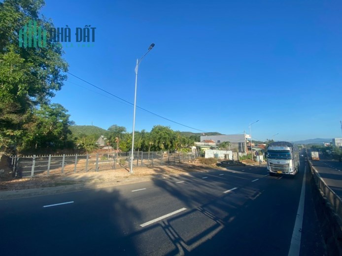 ĐẤT ĐẸP - GIÁ TỐT - Cần Bán Lô Đất Vị Trí Đắc Địa Tại Huyện Tuy An - Phú Yên