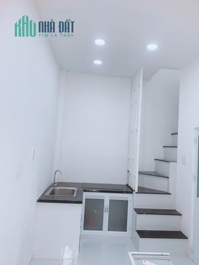 Nhà nhỏ xinh xinh phường hiệp Bình Chánh Thủ Đức ngay gigamail 19m2 giá 2 tỷ 3