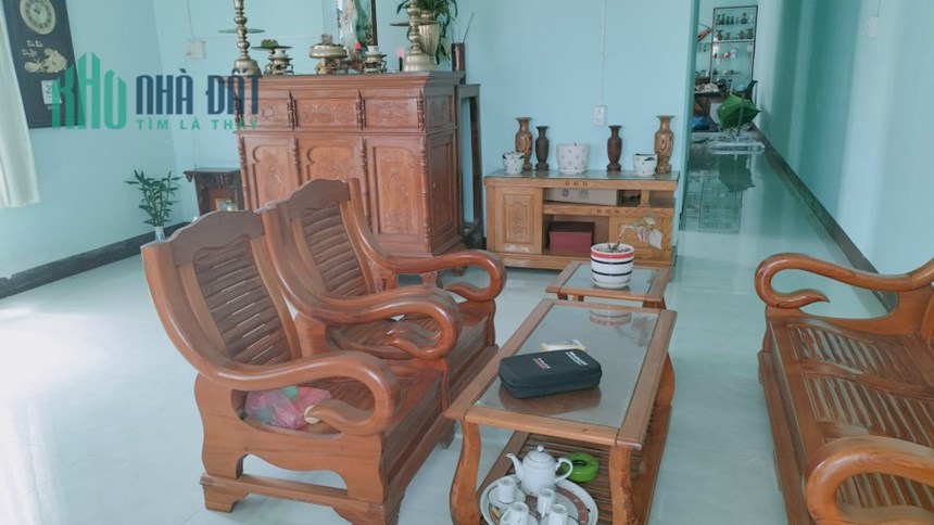 Bán 200m2 nhà đất tại thị xã Ninh Hoà, Khánh Hoà, SHR 1.24 tỷ. Lh:0376456779.