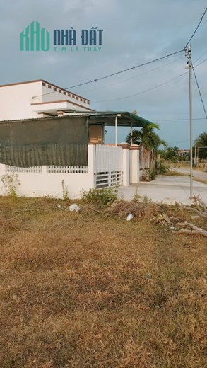 Bán 200m2 nhà đất tại thị xã Ninh Hoà, Khánh Hoà, SHR 1.24 tỷ. Lh:0376456779.