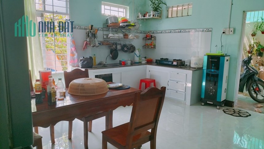 Bán 200m2 nhà đất tại thị xã Ninh Hoà, Khánh Hoà, SHR 1.24 tỷ. Lh:0376456779.