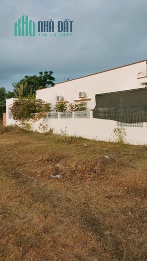 Bán 200m2 nhà đất tại thị xã Ninh Hoà, Khánh Hoà, SHR 1.24 tỷ. Lh:0376456779.