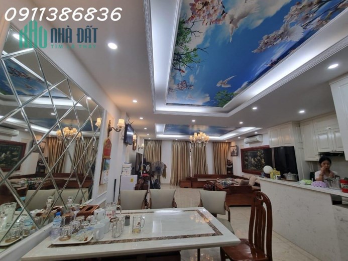 Phân lô cực VIP Đống Đa, Nguyên Hồng 60m 7T thang máy KD vô địch, 2 ô tô tránh, hơn 26 tỷ