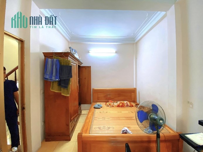 Kinh doanh Ngõ thông 4.25 tỷ Quan Nhân, Thanh Xuân 32m 4T sổ cực đẹp, 3 gác đỗ cửa