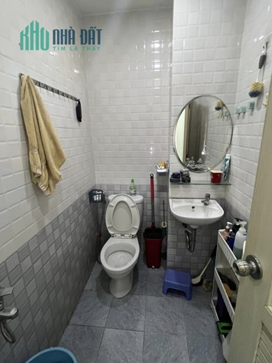 Bán nhà Lê Văn Quới HXH, 44m2, 4 tầng, 5 tỷ TL, 5PN, 5WC.