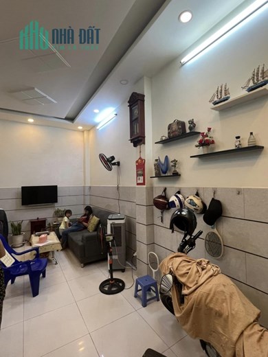 Bán đất tặng nhà HXH Lê Văn Quới, tiện sửa chữa, 4x13, 4,4 tỷ TL.