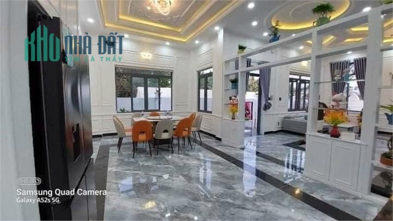 Biệt Thự Sân Vườn mặt tiền Tân Hiệp, Hóc Môn – 12x22m, tặng Full nội thất.