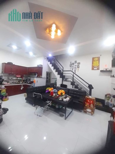 Nhà bán 2 Tầng - 34m2-hẻm 154 Âu Dương Lân P3Q8- 3tỷ180 TL