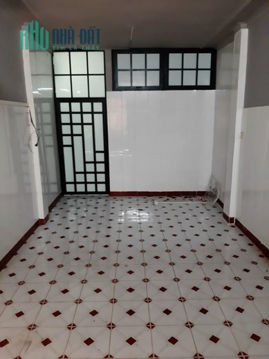 Chính chủ bán nhà tầng 1 tập thể C3 Hoàng Ngọc Phách, Đống Đa, Hà Nội.