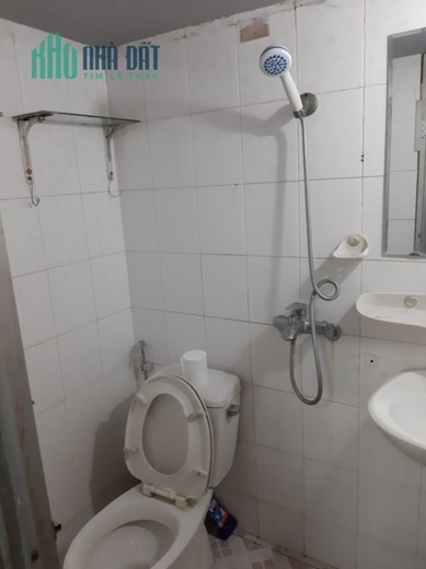 Chính chủ bán nhà tầng 1 tập thể C3 Hoàng Ngọc Phách, Đống Đa, Hà Nội.